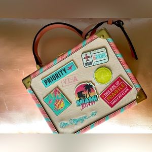 Bon Voyage purse